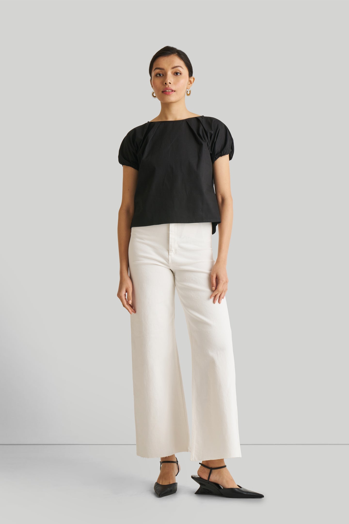 Cotton Balloon Sleeve Top in Black